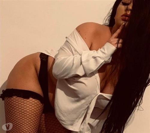 Jazzmin, 19, Berlin - Germany, Fire and ice – hot and cold BJ